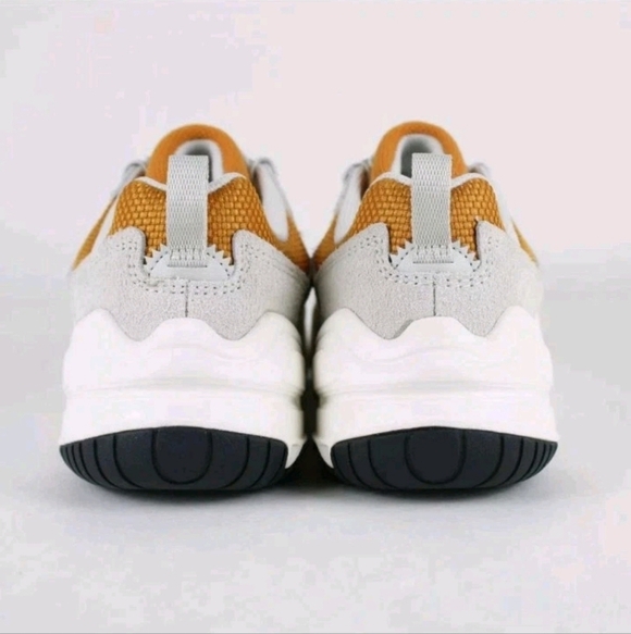 Nike Tech Hera Sneakers Mens 14 Monarch Black Light Bone New Shoes FJ9532-800 - Picture 4 of 5